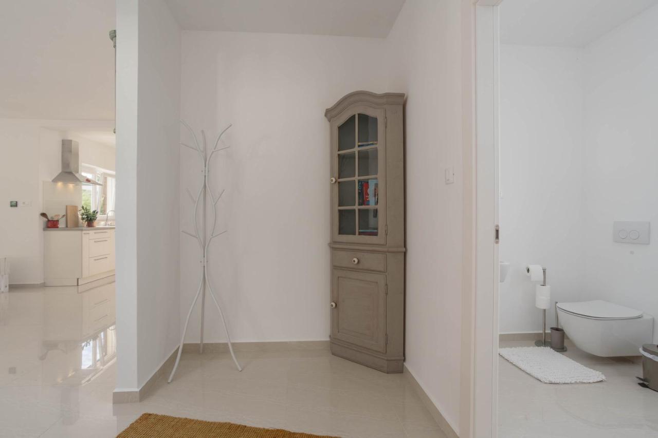 Villa Antonada Vrh  エクステリア 写真