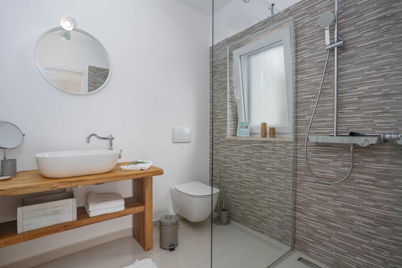 Villa Antonada Vrh  エクステリア 写真