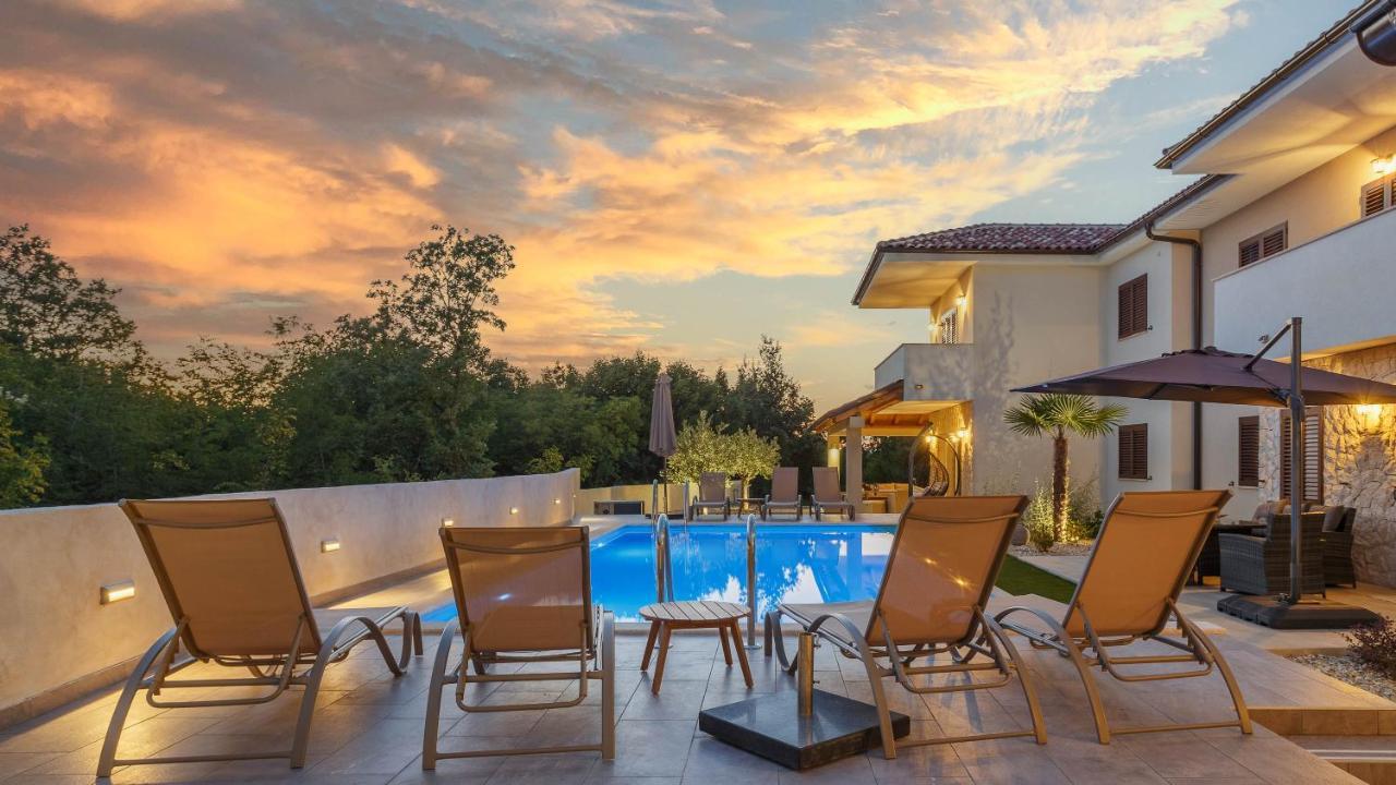 Villa Antonada Vrh  エクステリア 写真