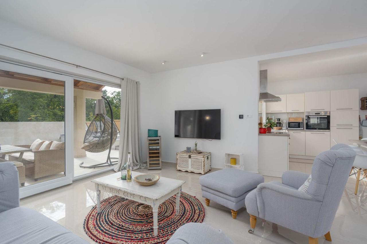 Villa Antonada Vrh  エクステリア 写真