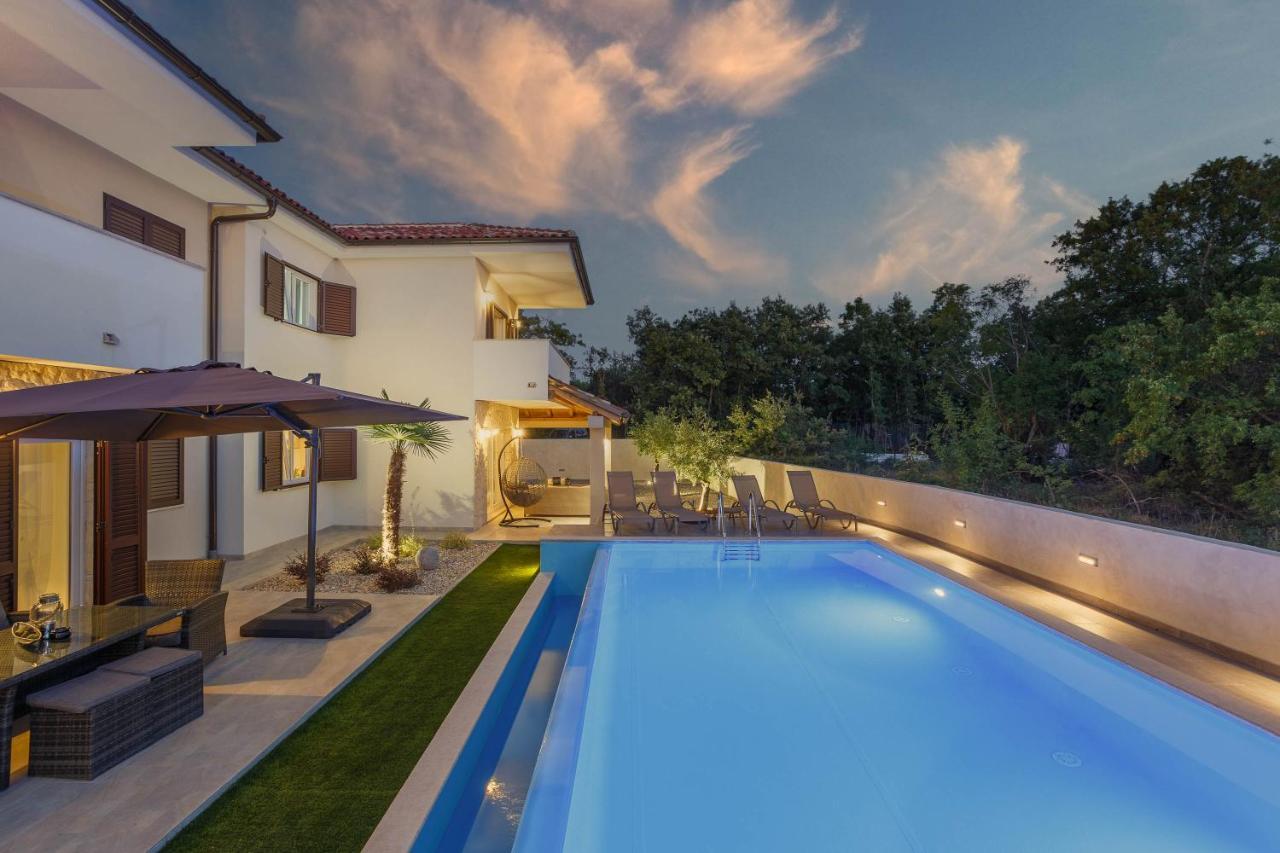Villa Antonada Vrh  エクステリア 写真
